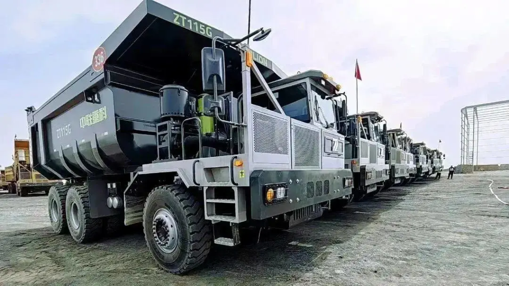 Yuchai Delivers Large Order of Mining Truck Engines to Zoomlion