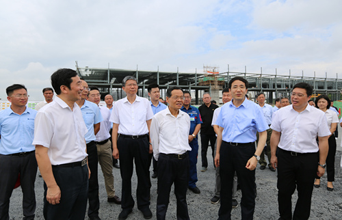 President Chen Wu of the Guangxi Zhuang Autonomous Region Encourages Yuchai to Build an International Power City